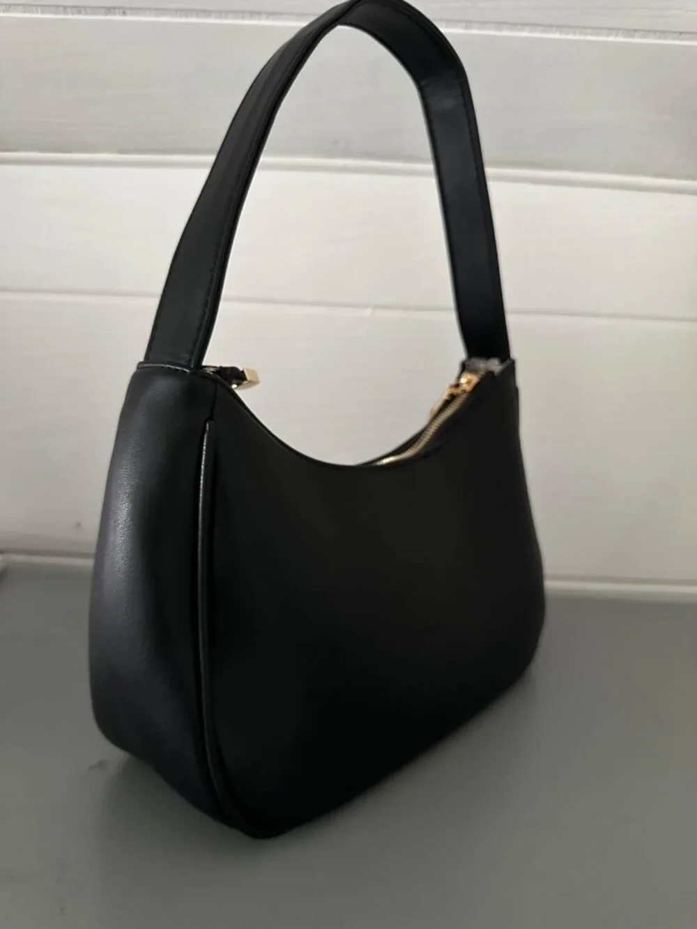 Women's Hobo Shoulder Bag – Mini PU Leather Tote with Gold-Tone Zipper Cute Eve